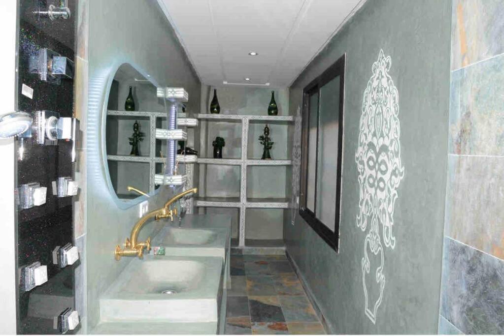 Appartement Bien Situe A Gueliz Marrakesh Eksteriør bilde